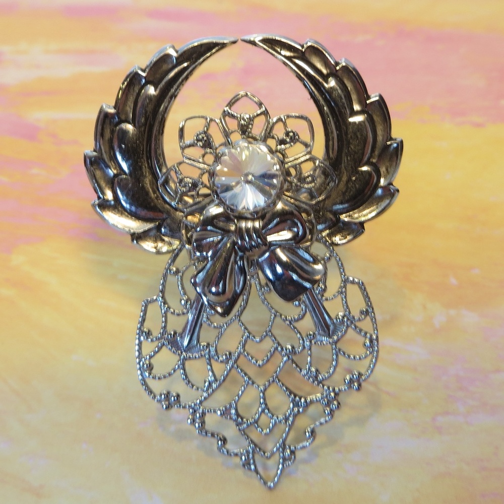 Your Angel Is Hear Vintage 1997 Jill Signet Statement Brooch